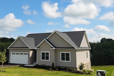 /international/us/5240-country-meadow-drive-dublin-va-110096911636/