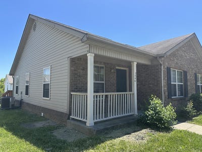 /international/us/2548-danielle-lane-lexington-ky-110107959323/