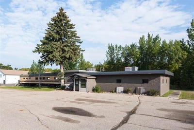 /international/us/4417-county-road-82-se-alexandria-mn-110094402307/