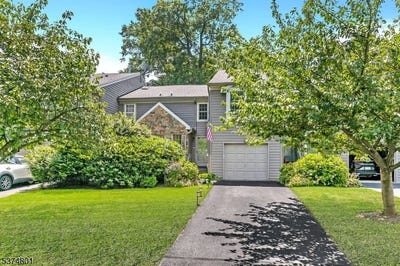 /international/us/21-andover-circle-montgomery-twp-nj-110101294013/