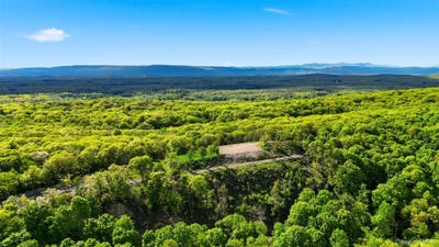 /international/us/229-mount-zion-road-marlboro-ny-110104480264/