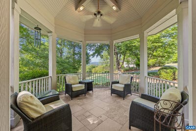/international/us/110-high-crest-ln-nellysford-va-110108077103/