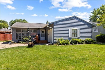 /international/us/300-hickory-drive-berea-oh-110108228173/