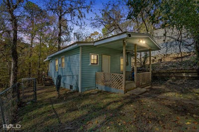 /international/us/333-canal-street-ringgold-la-110107994268/