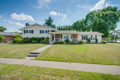 /international/us/1801-hermitage-drive-kingsport-tn-110108251355/