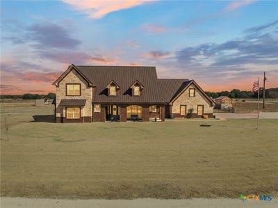 /international/us/417-county-road-60-gatesville-tx-110105709938/