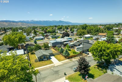 /international/us/2025-plum-st-baker-city-or-110100692826/