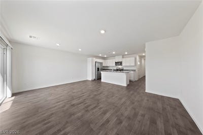 /international/us/7909-whisper-words-avenue-las-vegas-nv-110108571255/