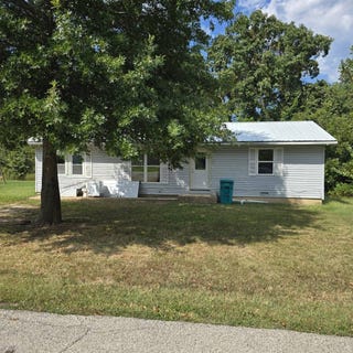 /international/us/107-kelly-st-steelville-mo-110120028021/