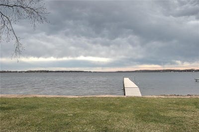 /international/us/51735-belle-isle-drive-rush-city-mn-110107316515/