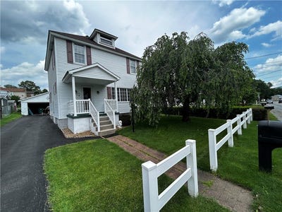 /international/us/6964-route-711-st-clair-twp-pa-110100378824/