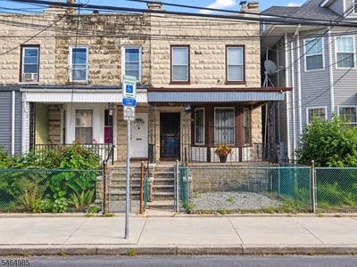 /international/us/22-willoughby-st-newark-city-nj-110120416604/