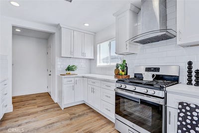 /international/us/3341-w-147th-hawthorne-ca-110108208353/