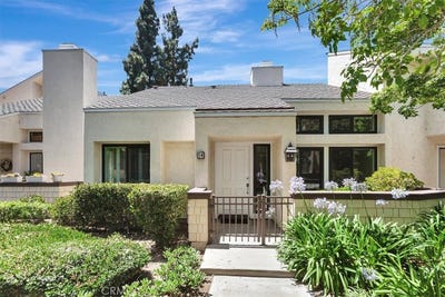 /international/us/54-e-chardonnay-irvine-ca-110108552451/