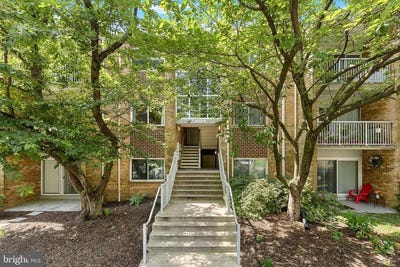 /international/us/8001-chanute-place-falls-church-va-110101020418/?lang=zh-tw