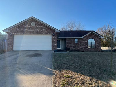 /international/us/205-north-36th-ozark-ar-110104196437/