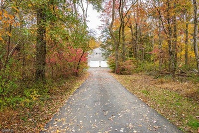/international/us/857-cherry-hill-rd-montgomery-twp-nj-110100549411/