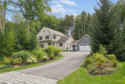 /international/us/16-forest-hill-lane-kennebunk-me-110110336153/