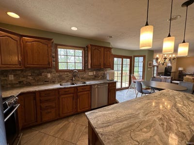 /international/us/3825-e-devonshire-court-bloomington-in-110107264814/