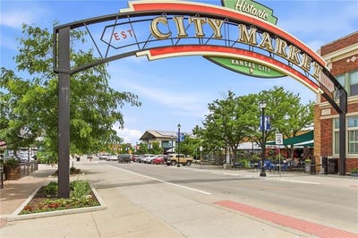 /international/us/200-main-street-kansas-city-mo-110106729654/