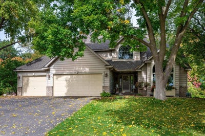/international/us/6229-juneau-lane-n-maple-grove-mn-110120586314/