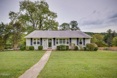 /international/us/34-crown-circle-bristol-tn-110119985425/
