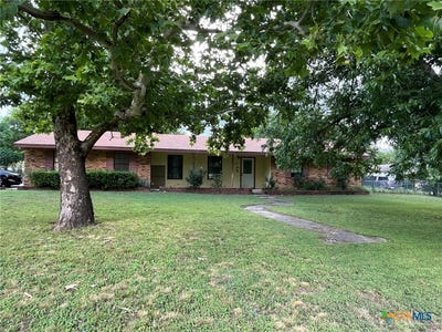 /international/us/501-s-6th-street-lometa-tx-110108844270/