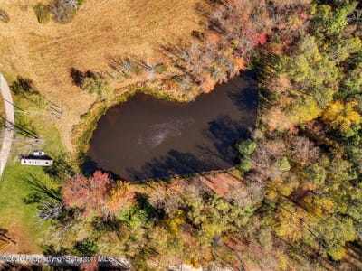 /international/us/wildenberg-road-clifford-twp-pa-110108063790/