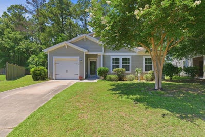 /international/us/454-rockville-road-moncks-corner-sc-110108578221/