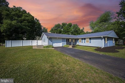 /international/us/46-trinity-turn-willingboro-nj-110108905269/