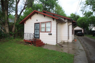/international/us/704-11th-ave-minot-nd-110108489917/