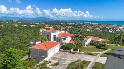 /international/us/7-port-road-humacao-pr-110096888835/