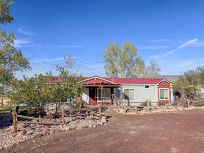 /international/us/73-e-700-s-kanosh-ut-110107038244/