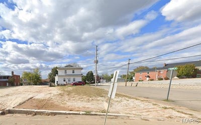 /international/us/651-state-street-chester-il-110098645164/