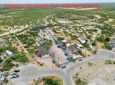 /international/us/127-santa-ana-cir-eagle-pass-tx-110086735562/