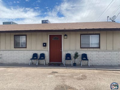 /international/us/1880-s-4th-st-el-centro-ca-110108490893/