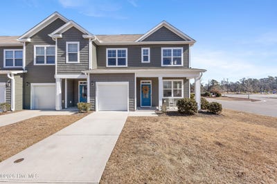 /international/us/7695-knightbell-circle-leland-nc-110108226646/