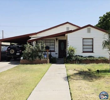 /international/us/154-c-st-brawley-ca-110110405815/
