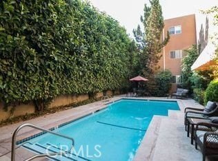 /international/us/4240-fulton-studio-city-ca-110108744704/