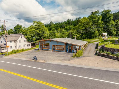 /international/us/8572-newcomb-road-long-lake-ny-110100927493/
