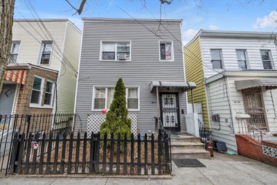 /international/us/88-35-75th-street-woodhaven-ny-110106473086/