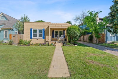 /international/us/4611-rosedale-ave-austin-tx-110099393557/