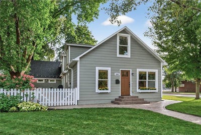 /international/us/2084-4th-street-white-bear-lake-mn-110108394594/