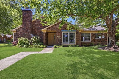 /international/us/2617-e-windermere-woods-drive-bloomington-in-110108012800/