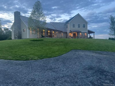 /international/us/1105-e-ancram-road-ancramdale-ny-110120107718/