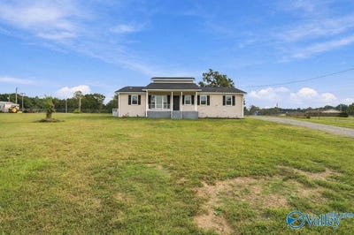 /international/us/1240-wesley-avenue-n-cullman-al-110120485575/