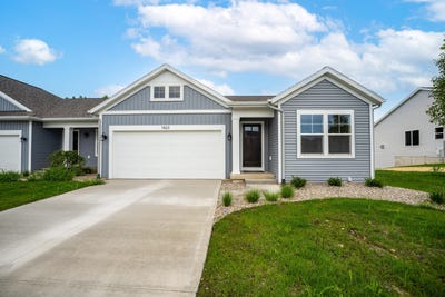 /international/us/1423-n-village-circle-kalamazoo-mi-110101191911/