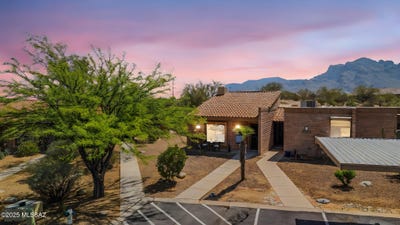 /international/us/1770-w-dalehaven-circle-tucson-az-110100751412/