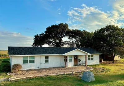 /international/us/325-grassy-way-elm-mott-tx-110119504384/