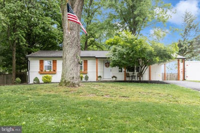 /international/us/28513-woodview-drive-damascus-md-110108388732/